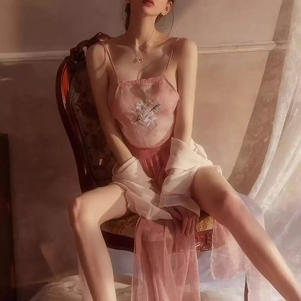 Cheongsam Lingerie & Sexy Qipao Style Guide | Blesssafe