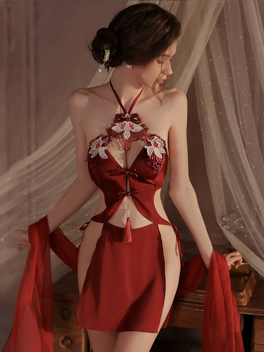 High Slit Appliques Qipao Outfit - Embroidered Chinese Cosplay Blesssafe